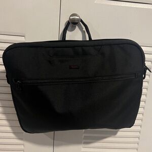 Tumi Medium Laptop Cover